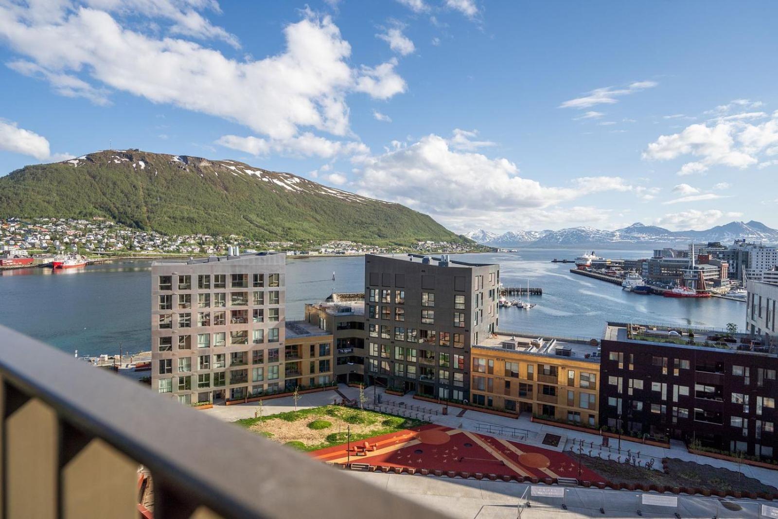 Totalapartments Vervet Gjoa Tromso Bagian luar foto